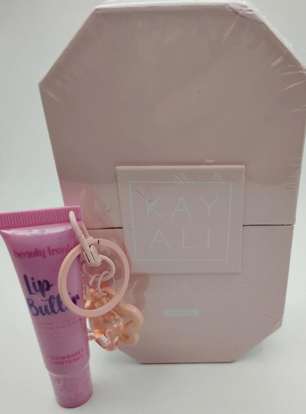 KAYALI Yum Boujee Marshmallow | 81 100ML Set with Strawberry Shortcake Lip Balm